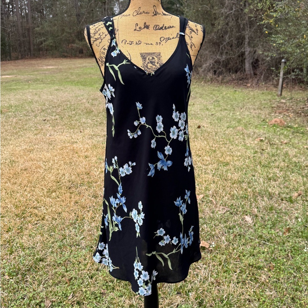 Oscar de la Renta The Label Vintage Black Chemise with Blue Floral Women's M - Picture 2 of 6